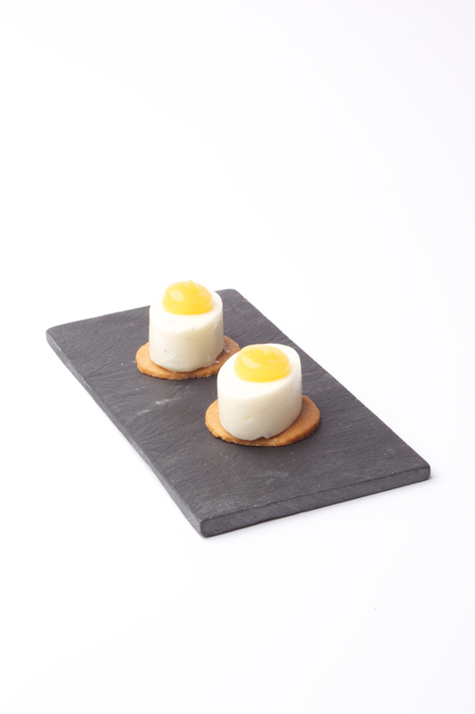 Yuzu Panna Cotta Gastronomixs