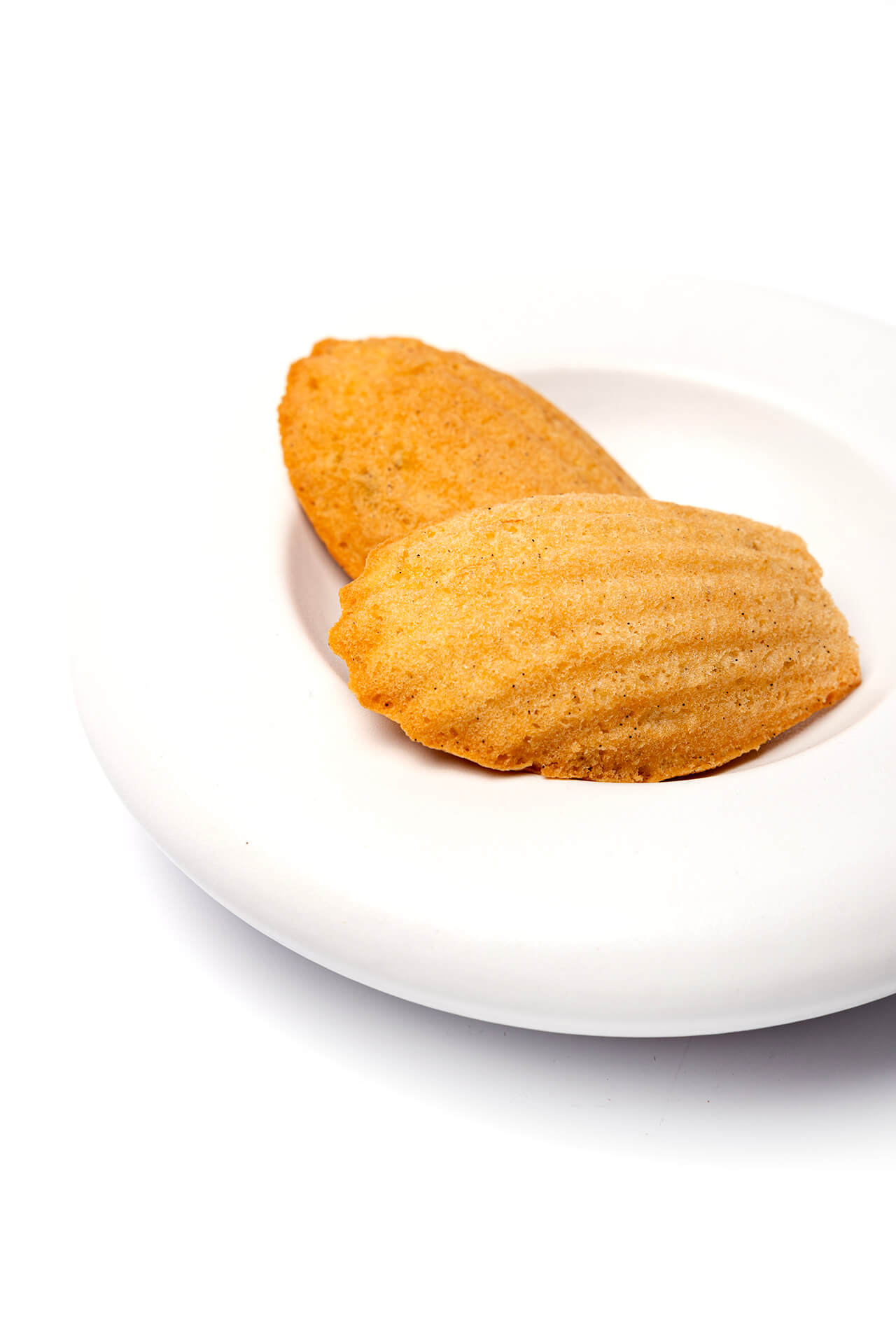 Cocoa Butter Madeleine | Gastronomixs