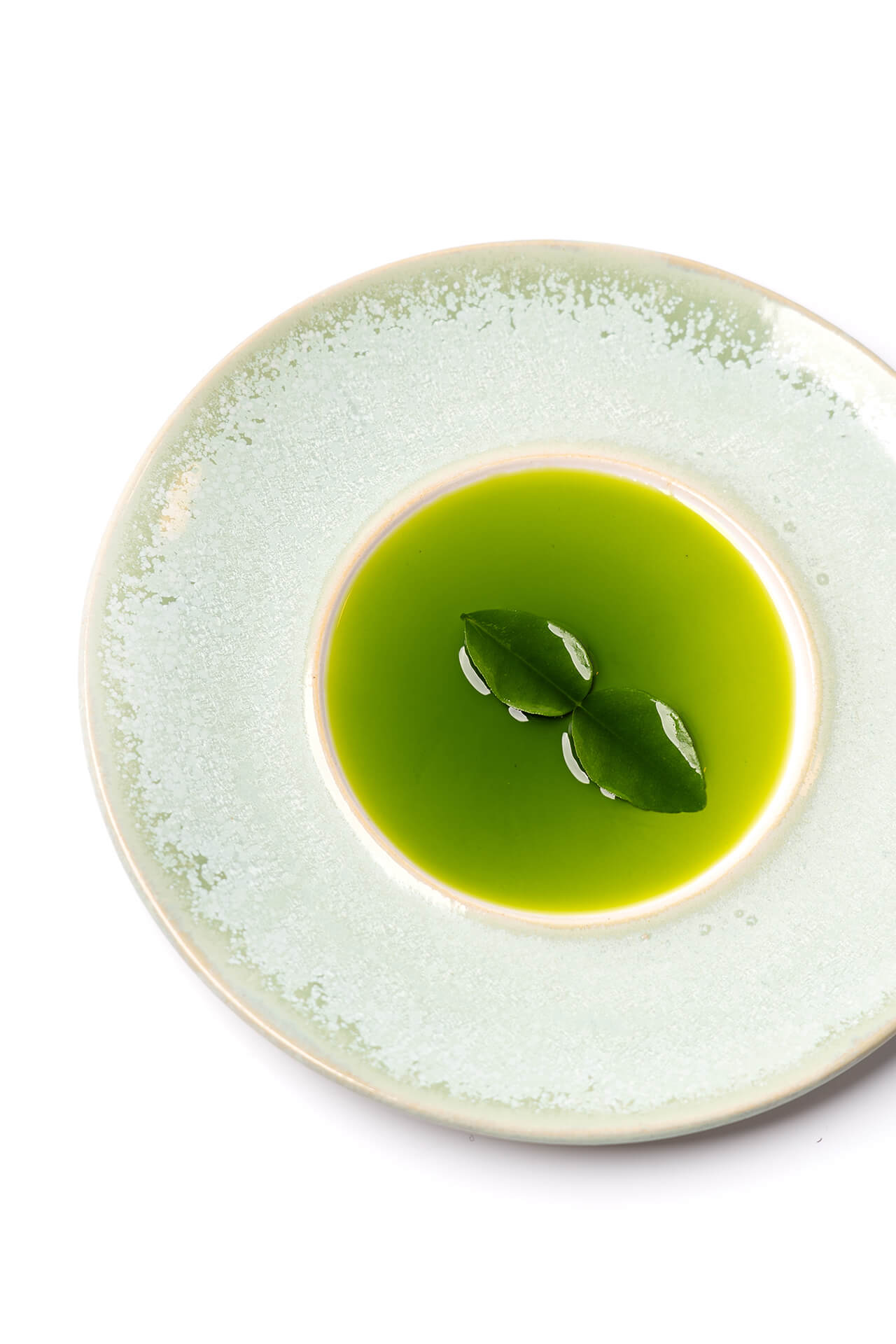 Knalgroene olie van limoenblad | Gastronomixs