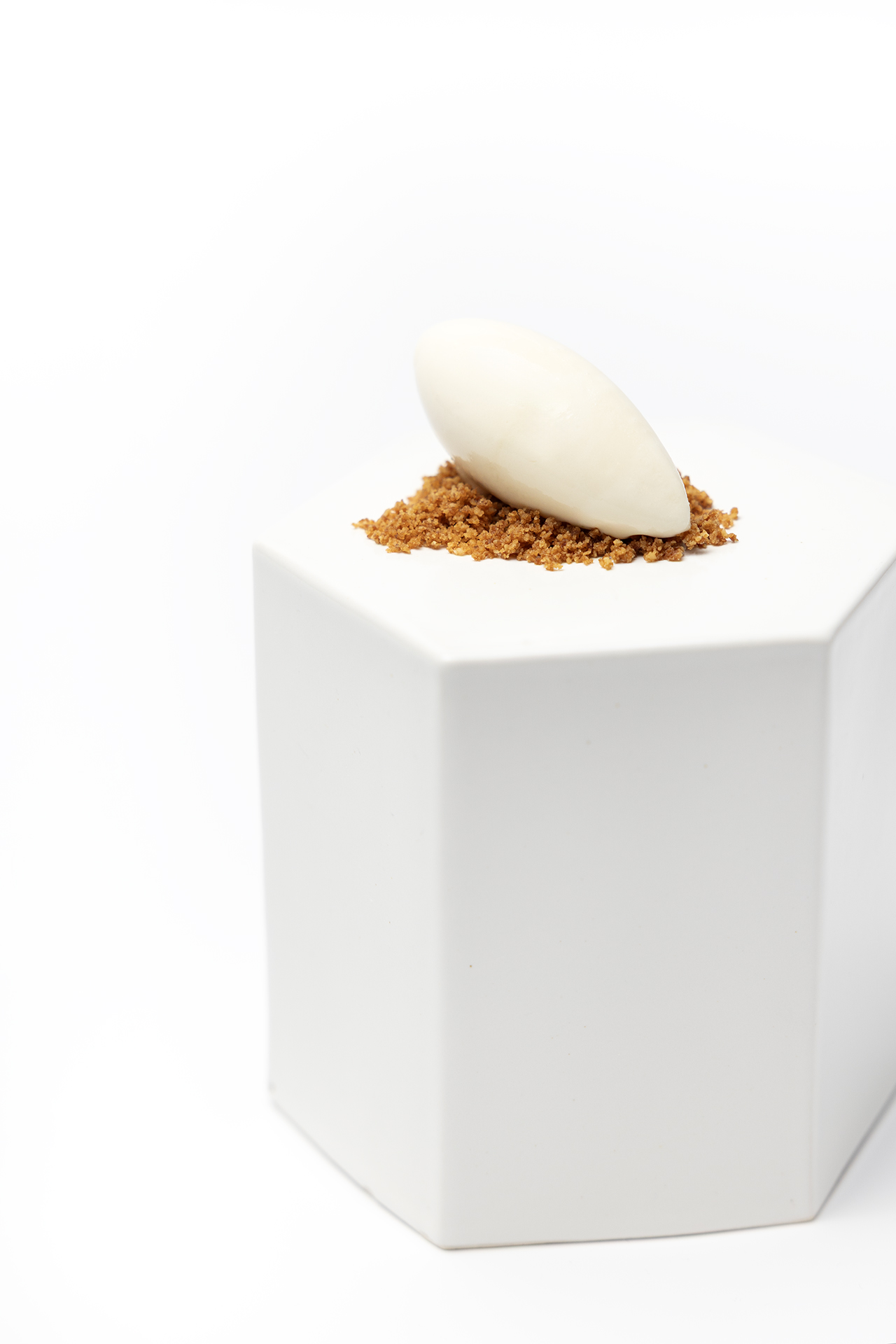 Beeswax ice cream | Gastronomixs