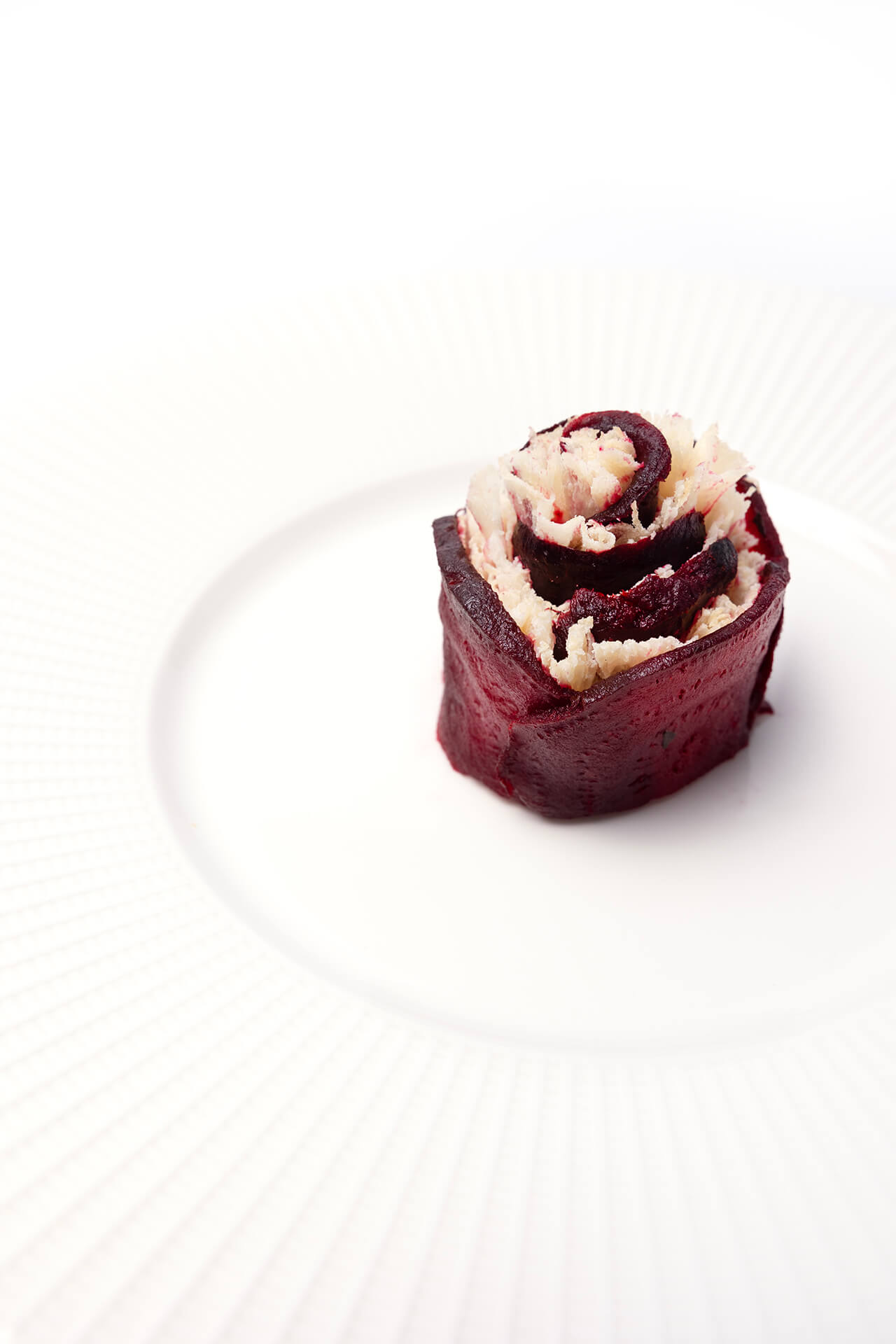 Tête de moine and roasted beetroot rose | Gastronomixs