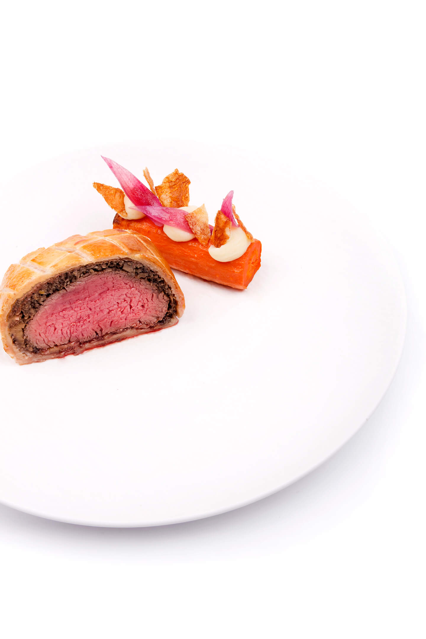 Beef Wellington met gepofte wortel macadamiacrème en pastinaak krokant