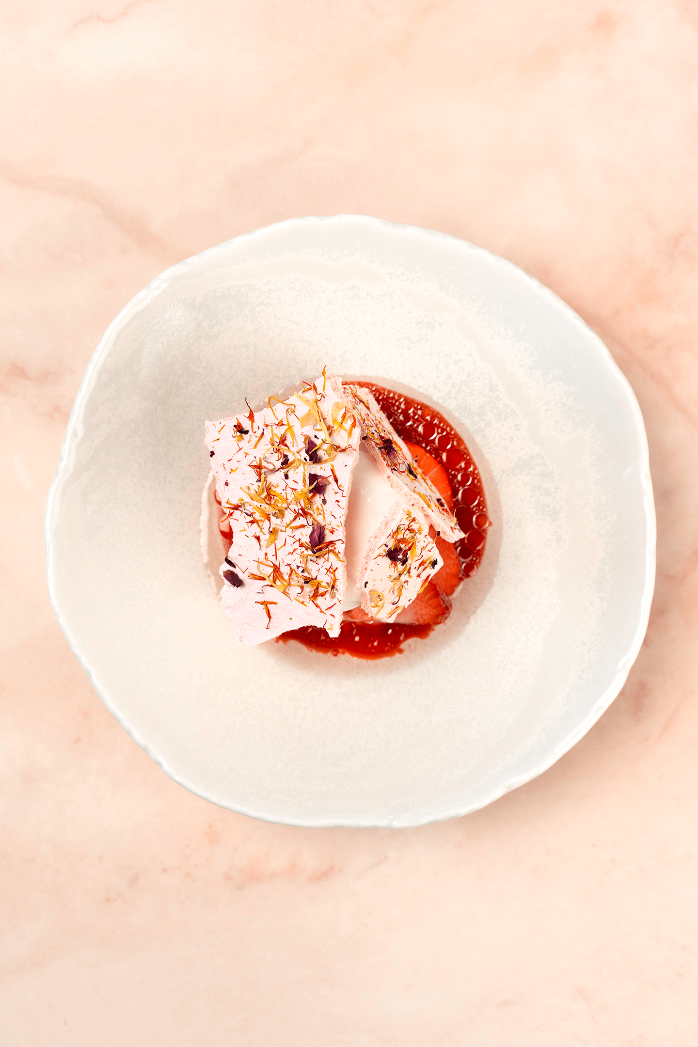 Rijstpap met kokos, aardbei en citrus